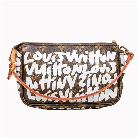 louis vuitton x stephen sprouse graffiti pochette accessoire|Louis Vuitton Pre.